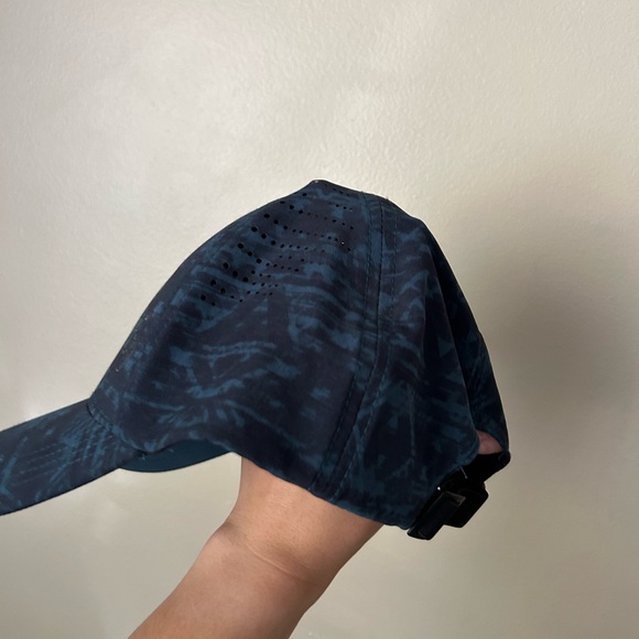 Buff hat - Picture 5 of 8